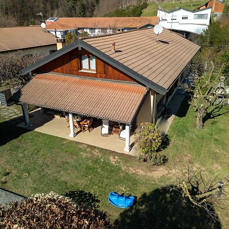 הוילה Armeno Casa Antonia Tra Laghi & Monti מראה חיצוני תמונה